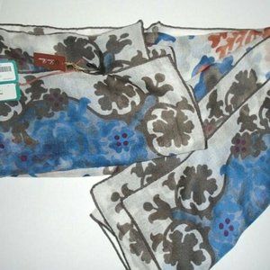 LORO PIANA MAXI CARRE SOFT SHAWL FLORAL DESIGN 70% CASHMERE 30% SILK NWT